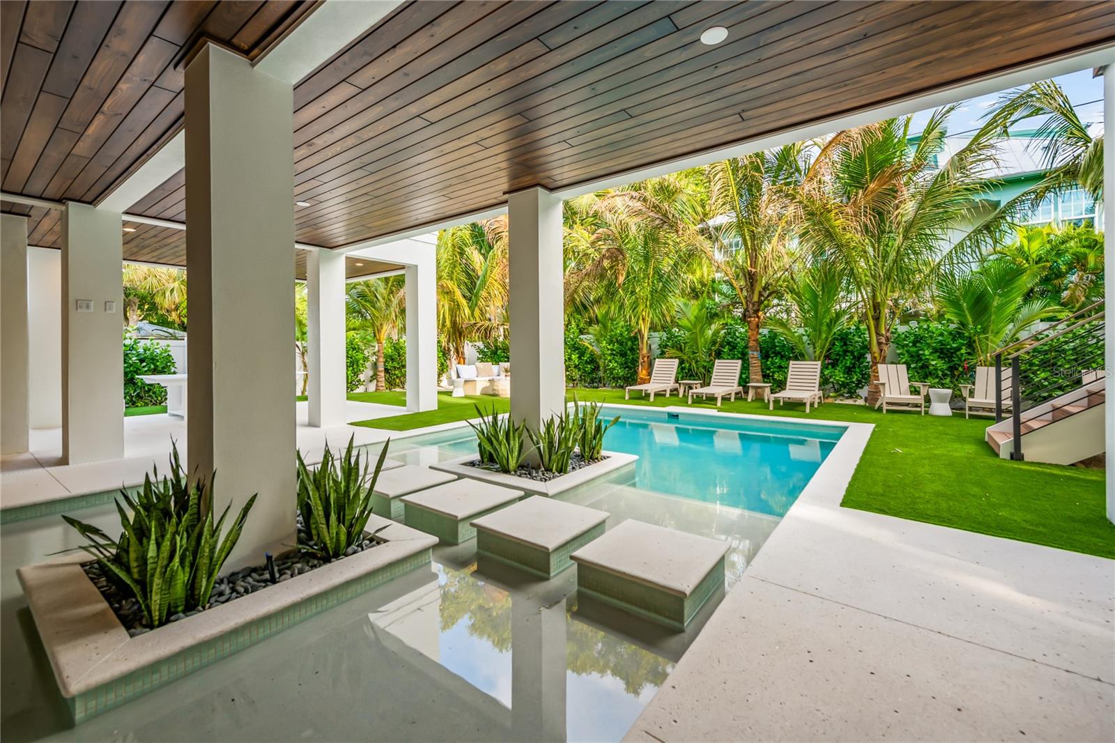 GULF VIEW SUB OF ANNA MARIA KEY - Residential