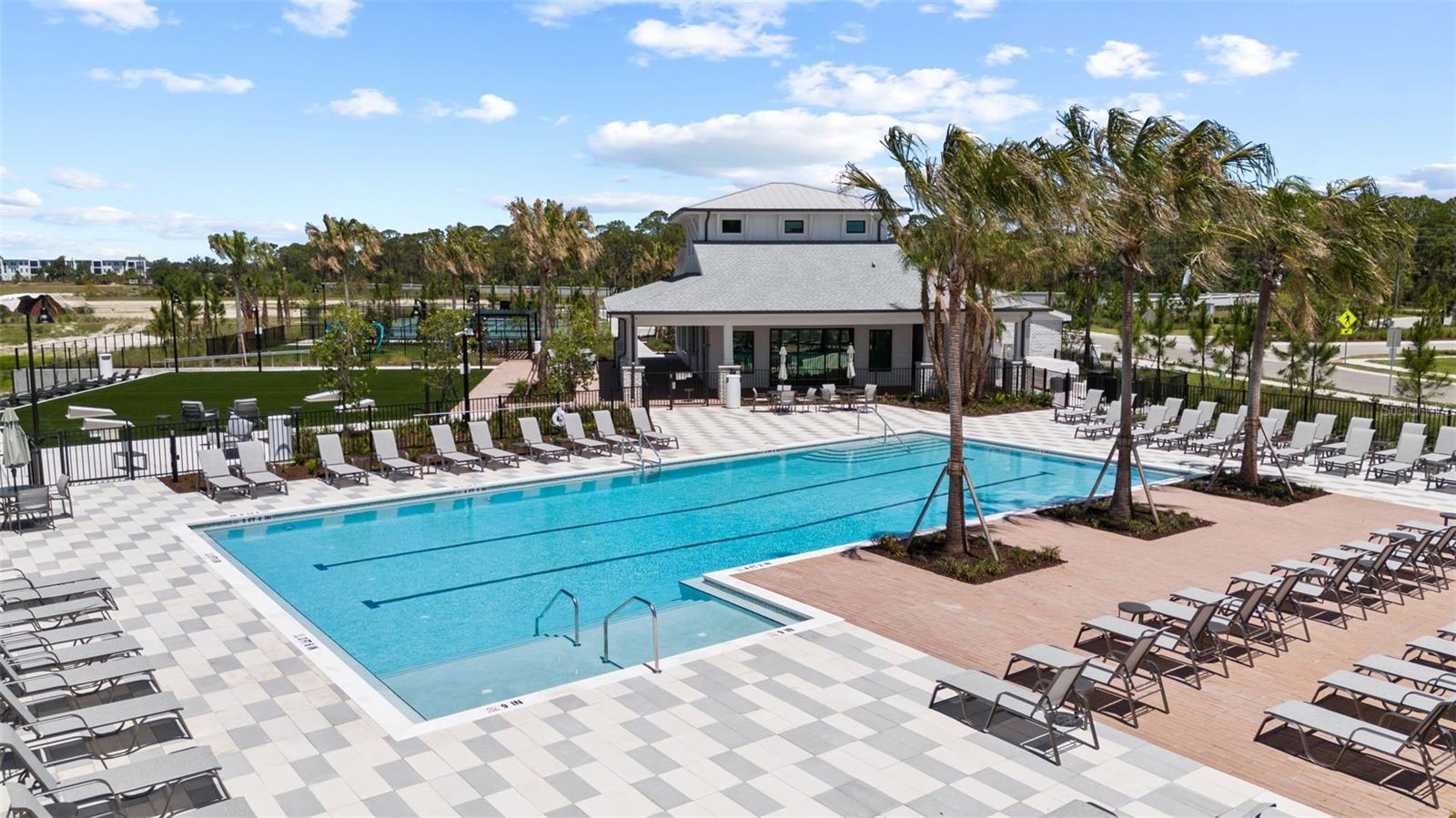 MAGNOLIA BAY - Residential