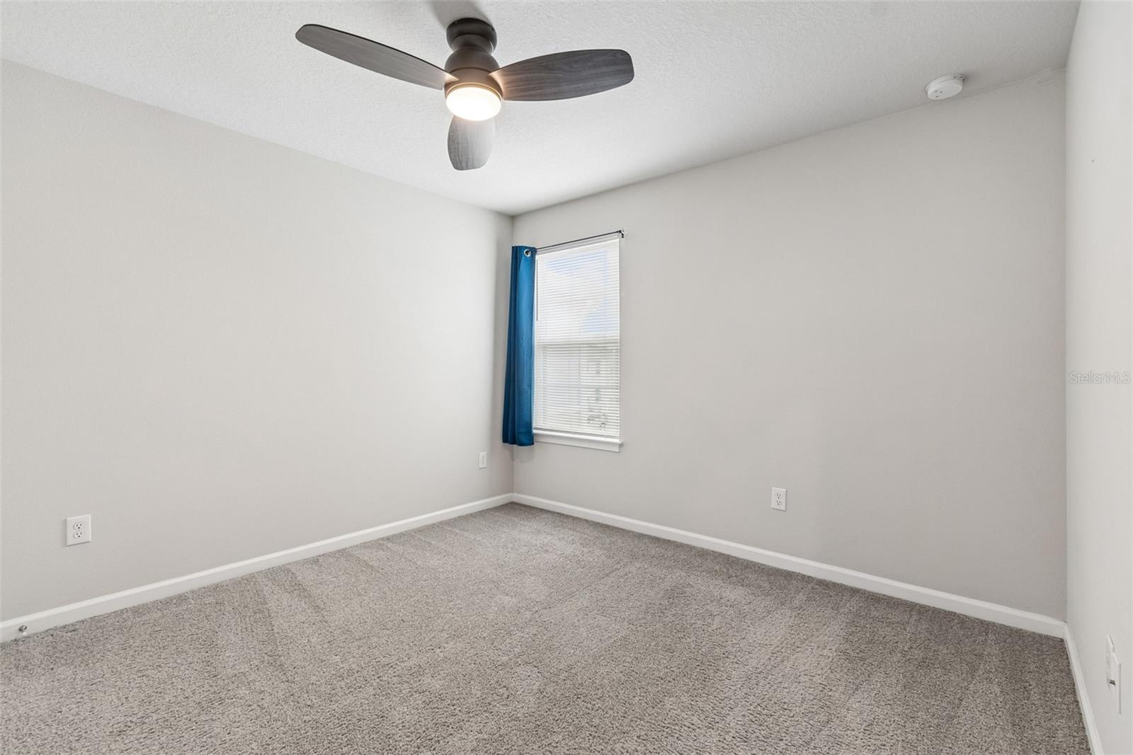 VOLANTI - Residential Lease