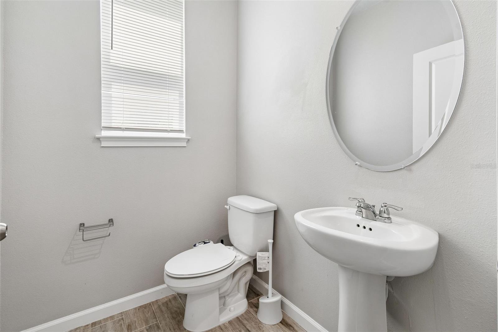 VOLANTI - Residential Lease
