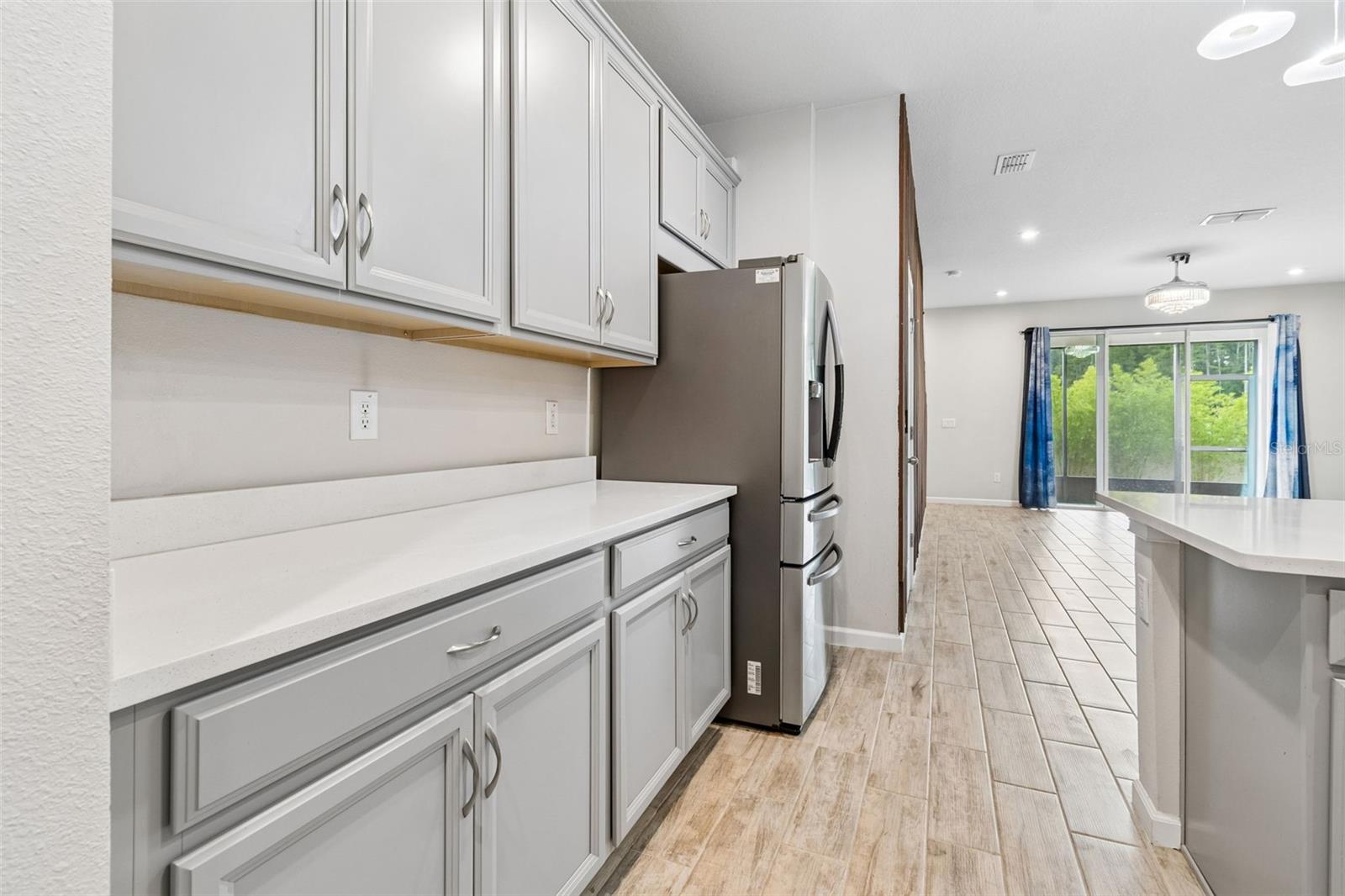 VOLANTI - Residential Lease