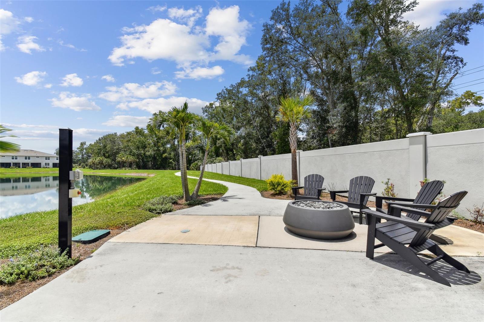 VOLANTI - Residential Lease