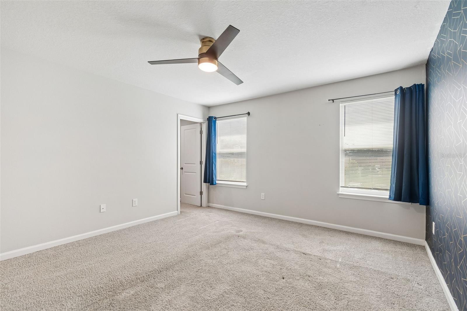 VOLANTI - Residential Lease