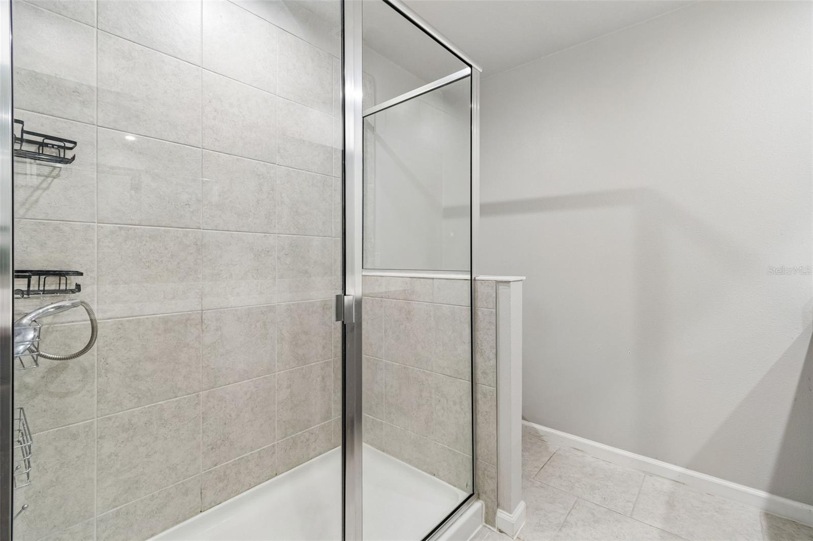 VOLANTI - Residential Lease
