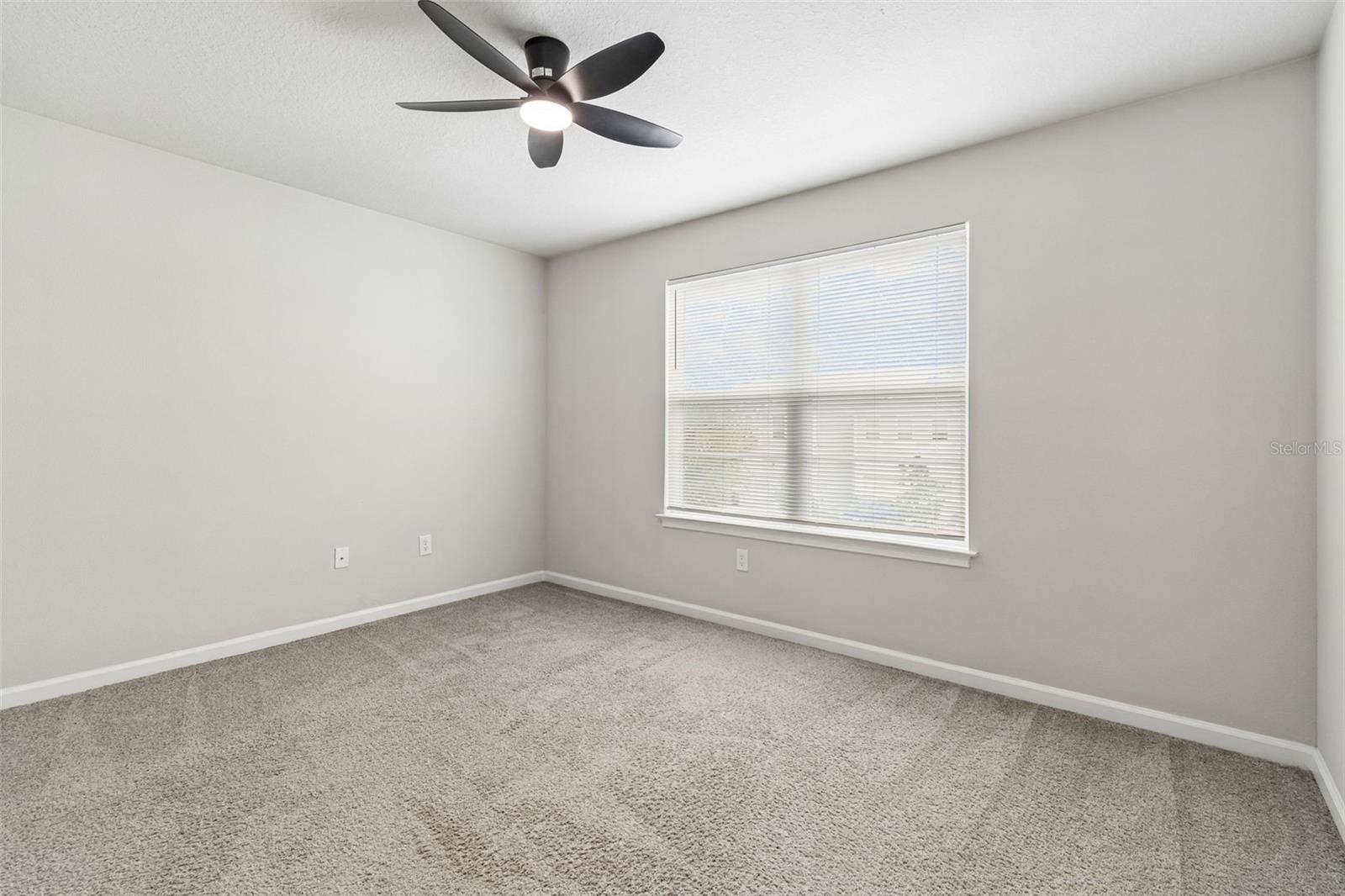 VOLANTI - Residential Lease