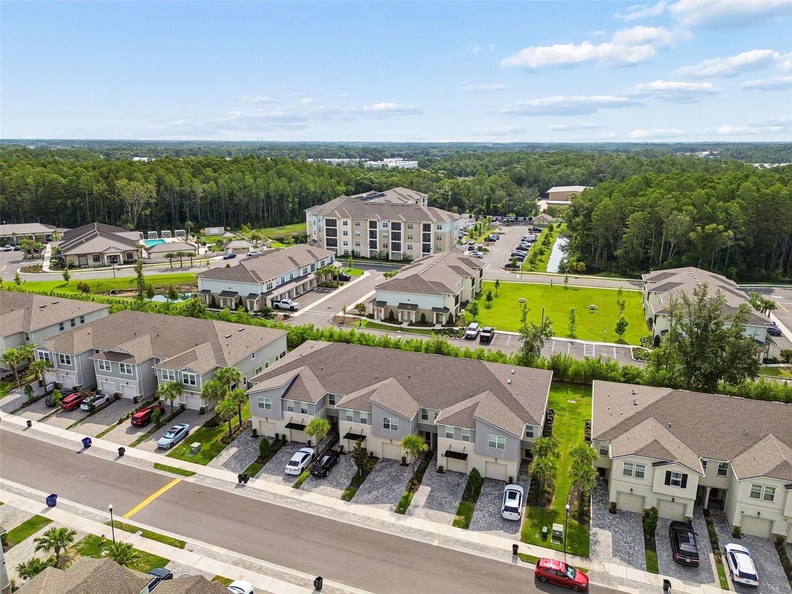 VOLANTI - Residential Lease