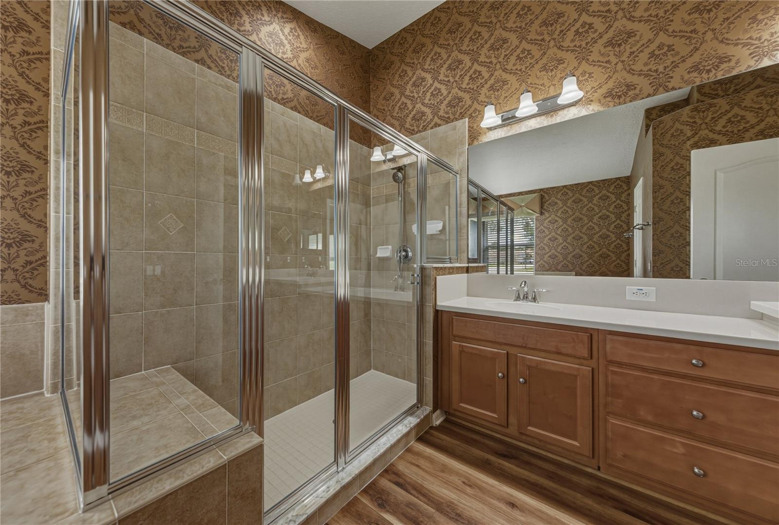 HERNANDO OAKS PH 1 - Residential