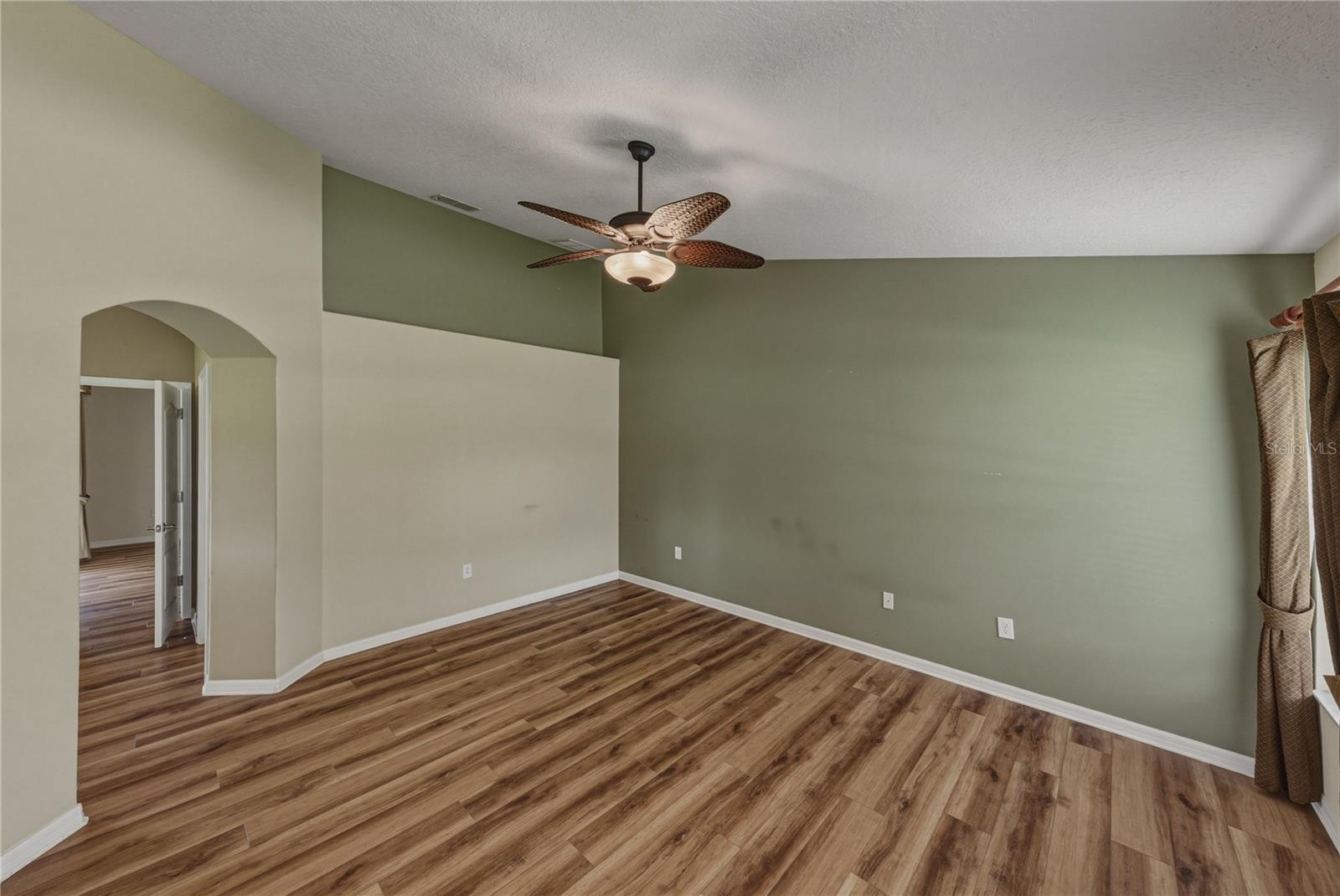 HERNANDO OAKS PH 1 - Residential