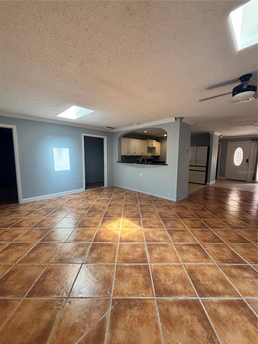 WINDWARD SQUARE SEC 1 - Residential