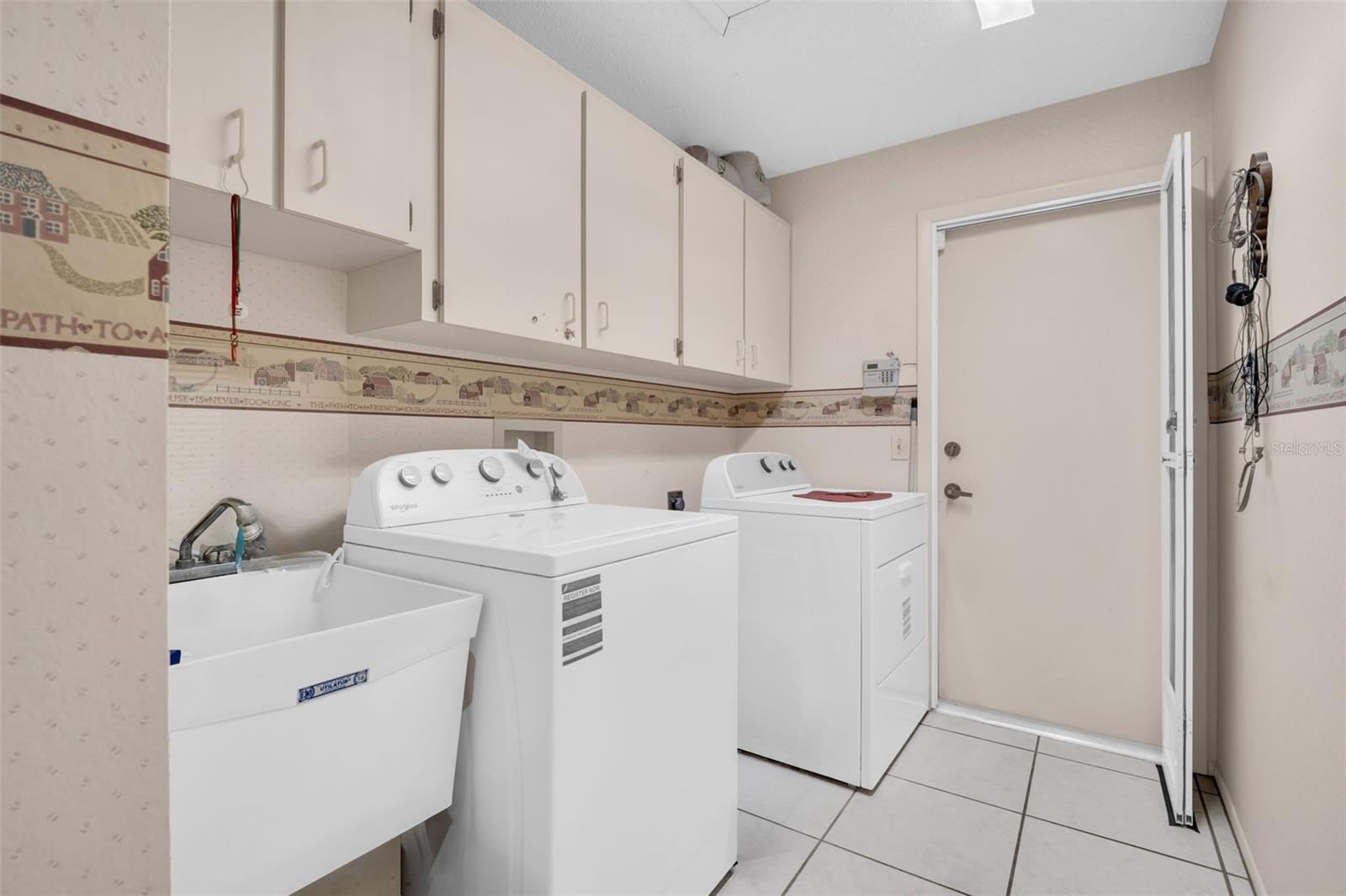 HIGHLAND LAKES - Residential