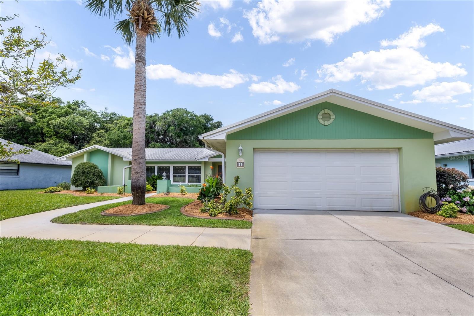 LAKE FOREST & LAKE FOREST NORTH - Residential