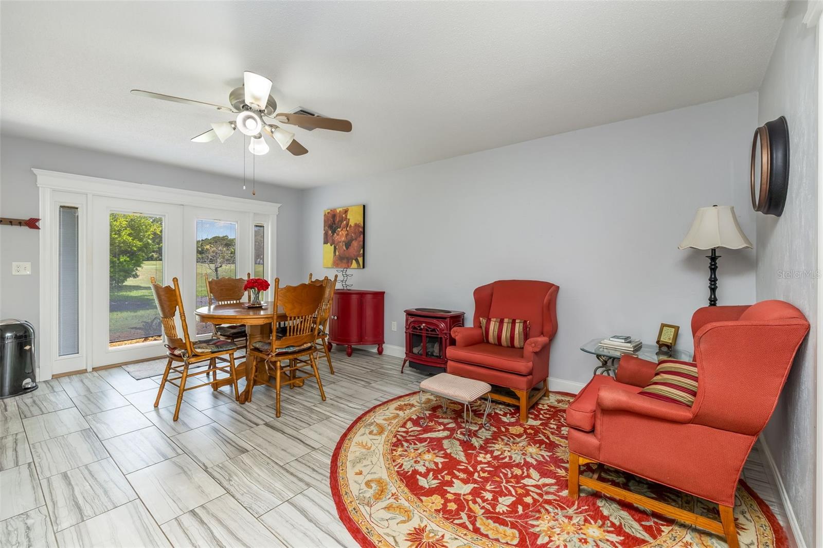 LAKE FOREST & LAKE FOREST NORTH - Residential