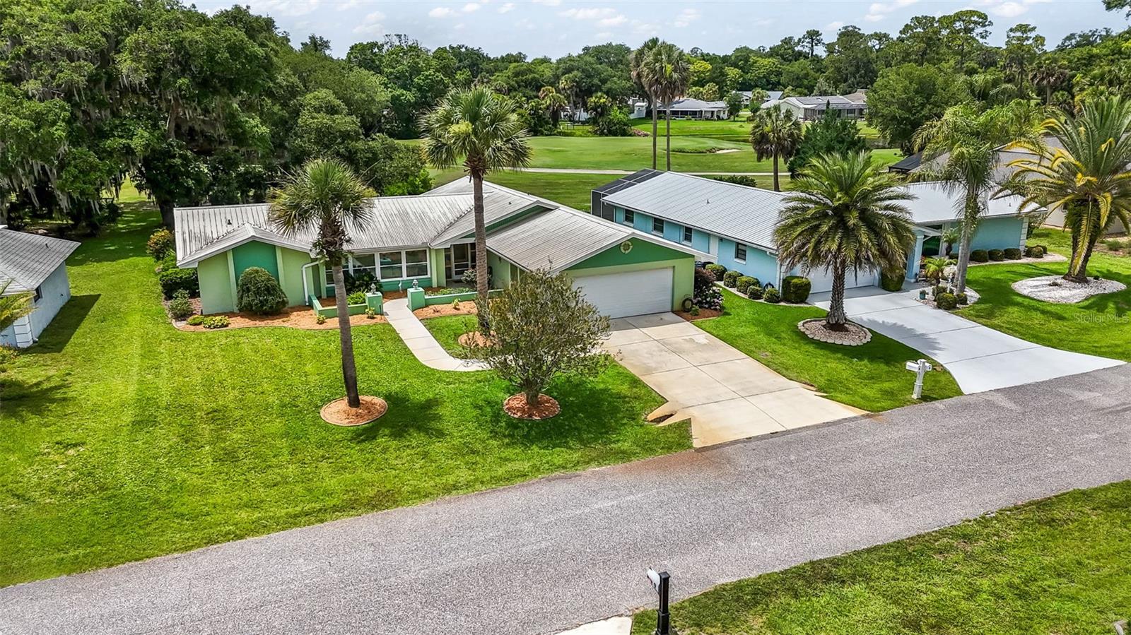 LAKE FOREST & LAKE FOREST NORTH - Residential