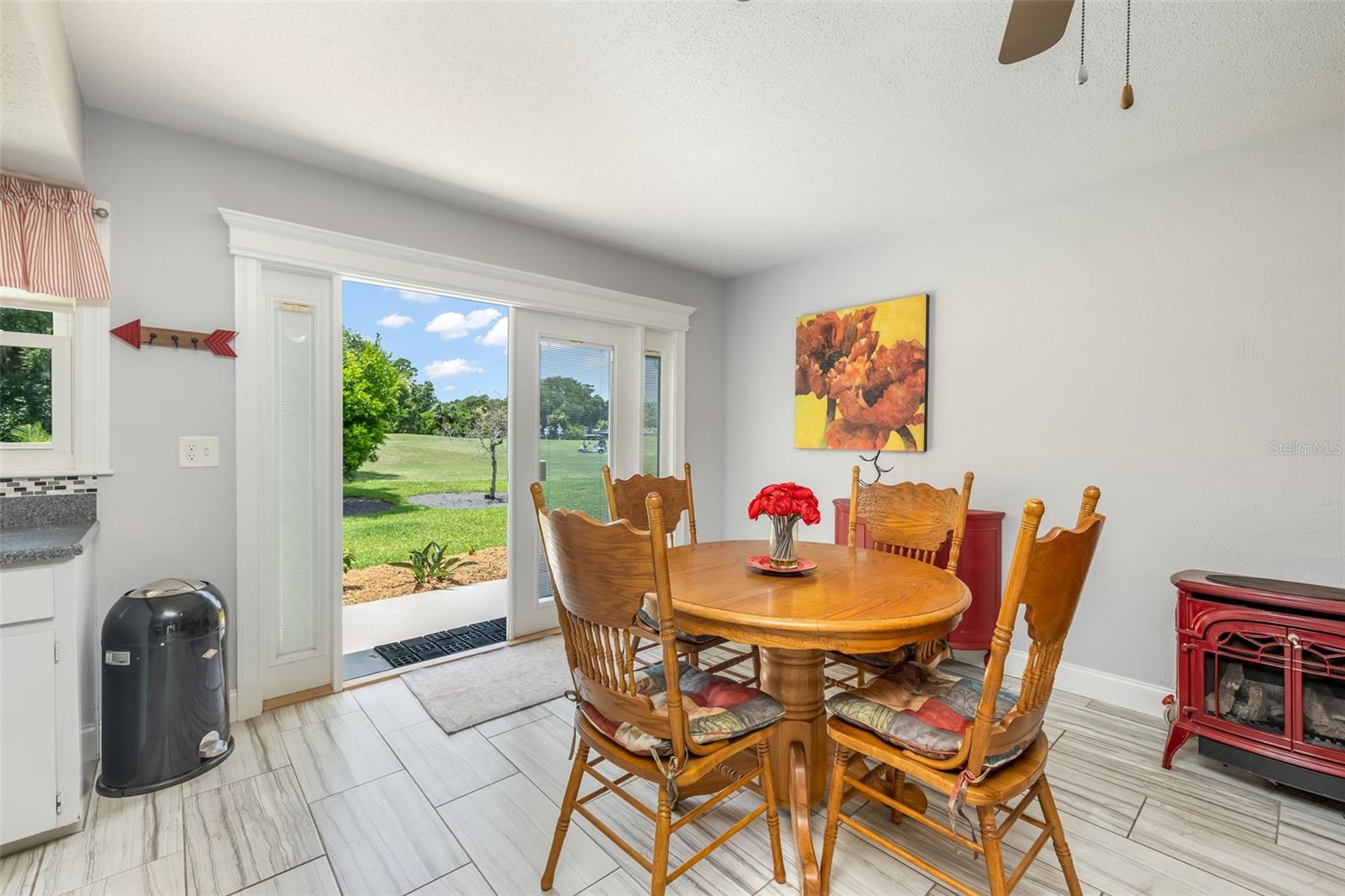 LAKE FOREST & LAKE FOREST NORTH - Residential