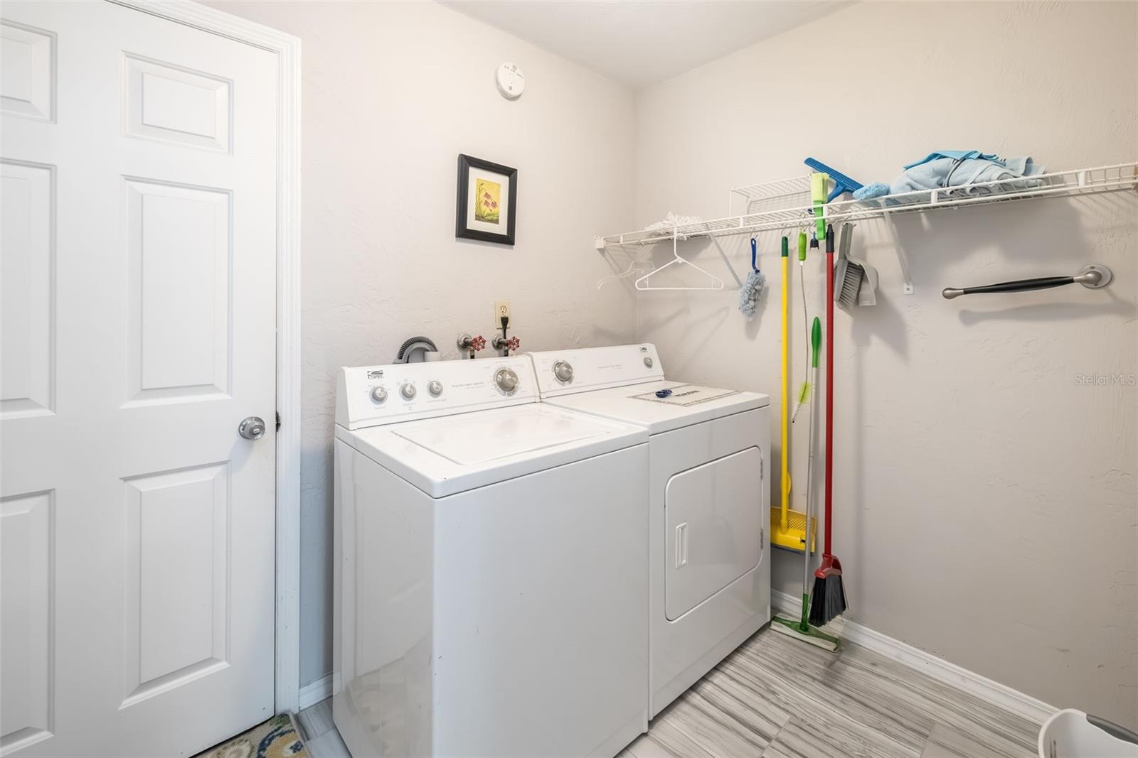 LAKE FOREST & LAKE FOREST NORTH - Residential
