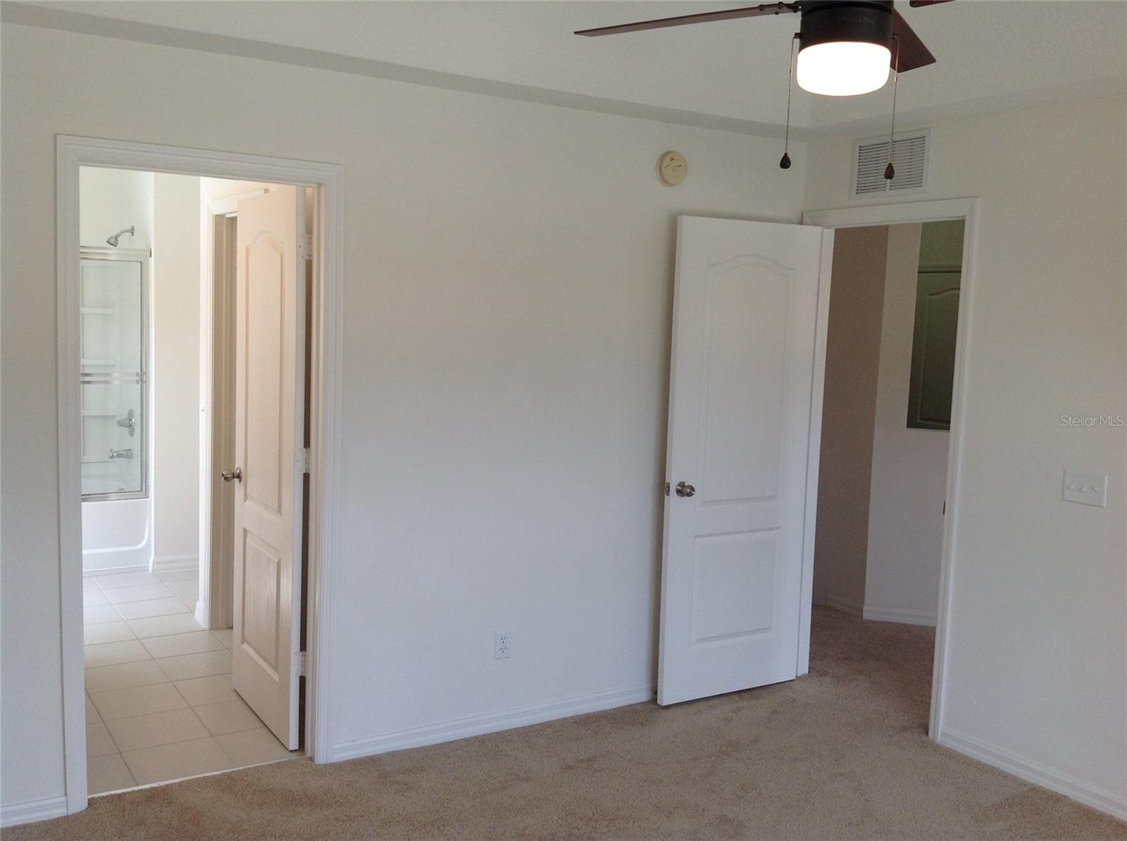 JEFFERSON GREEN AT ANTHEM PARK CONDO PH 21 - Residential Lease