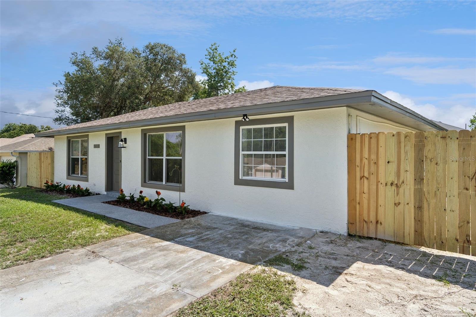 DELTONA LAKES UNIT 71 - Residential