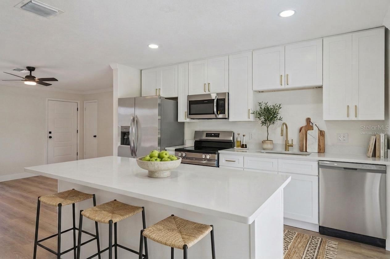 DELTONA LAKES UNIT 71 - Residential