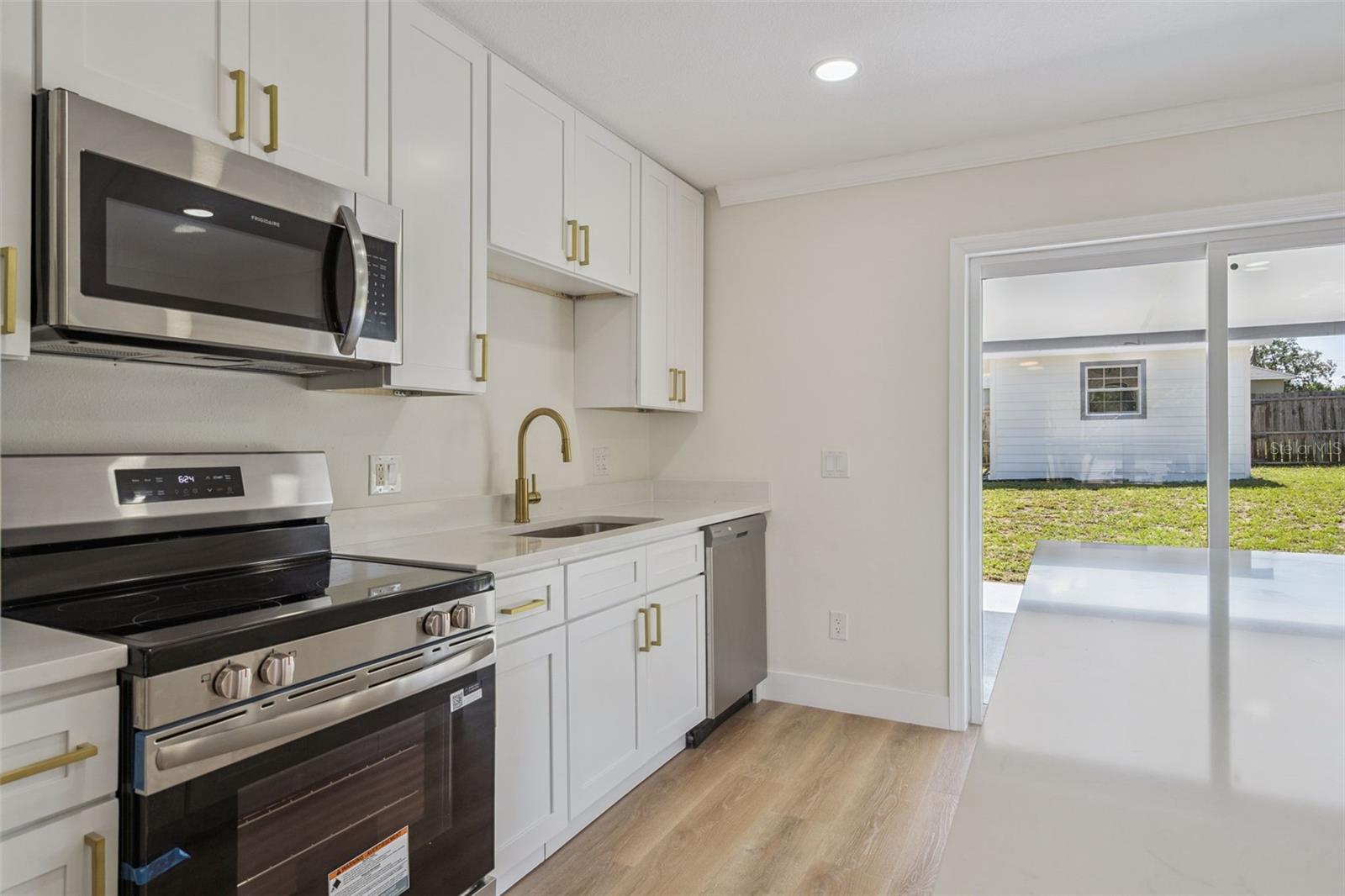 DELTONA LAKES UNIT 71 - Residential