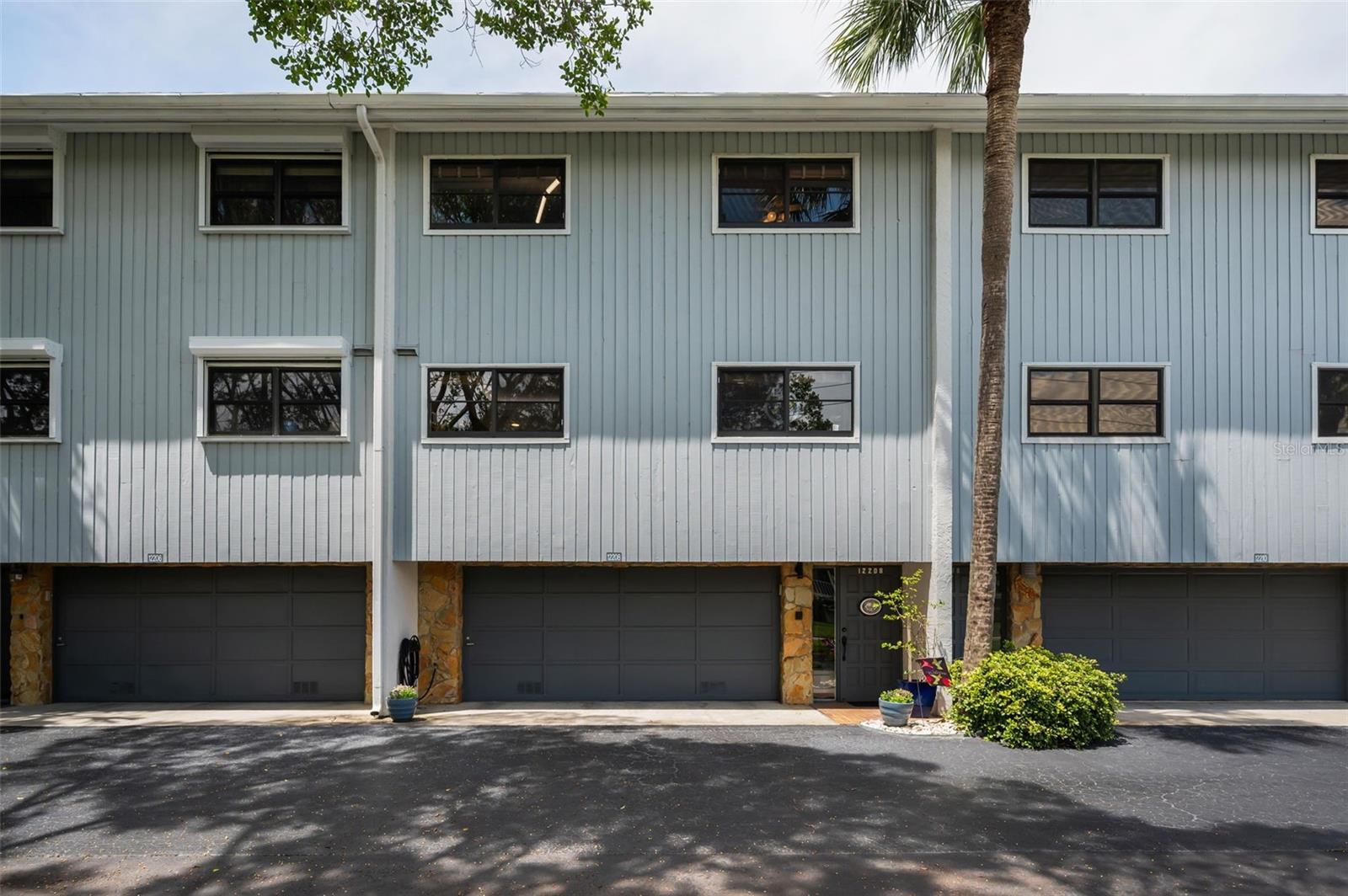 CAPRI HARBOR CONDO - Residential