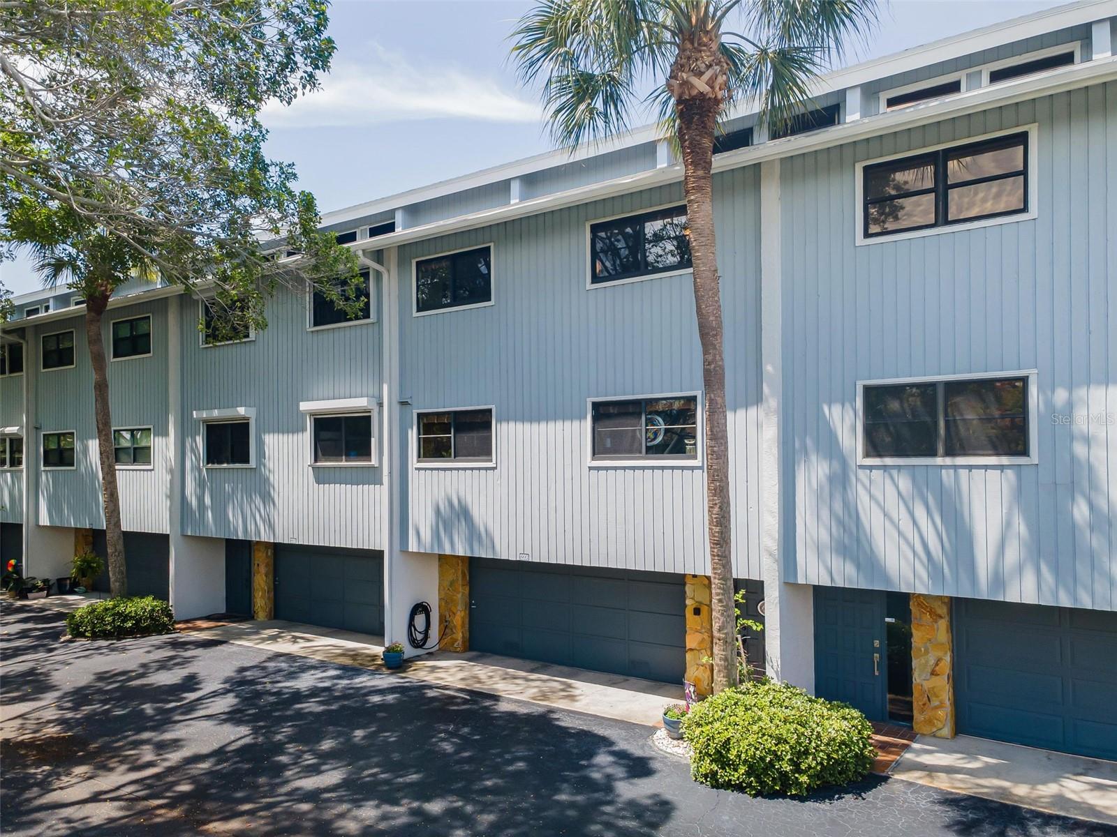 CAPRI HARBOR CONDO - Residential