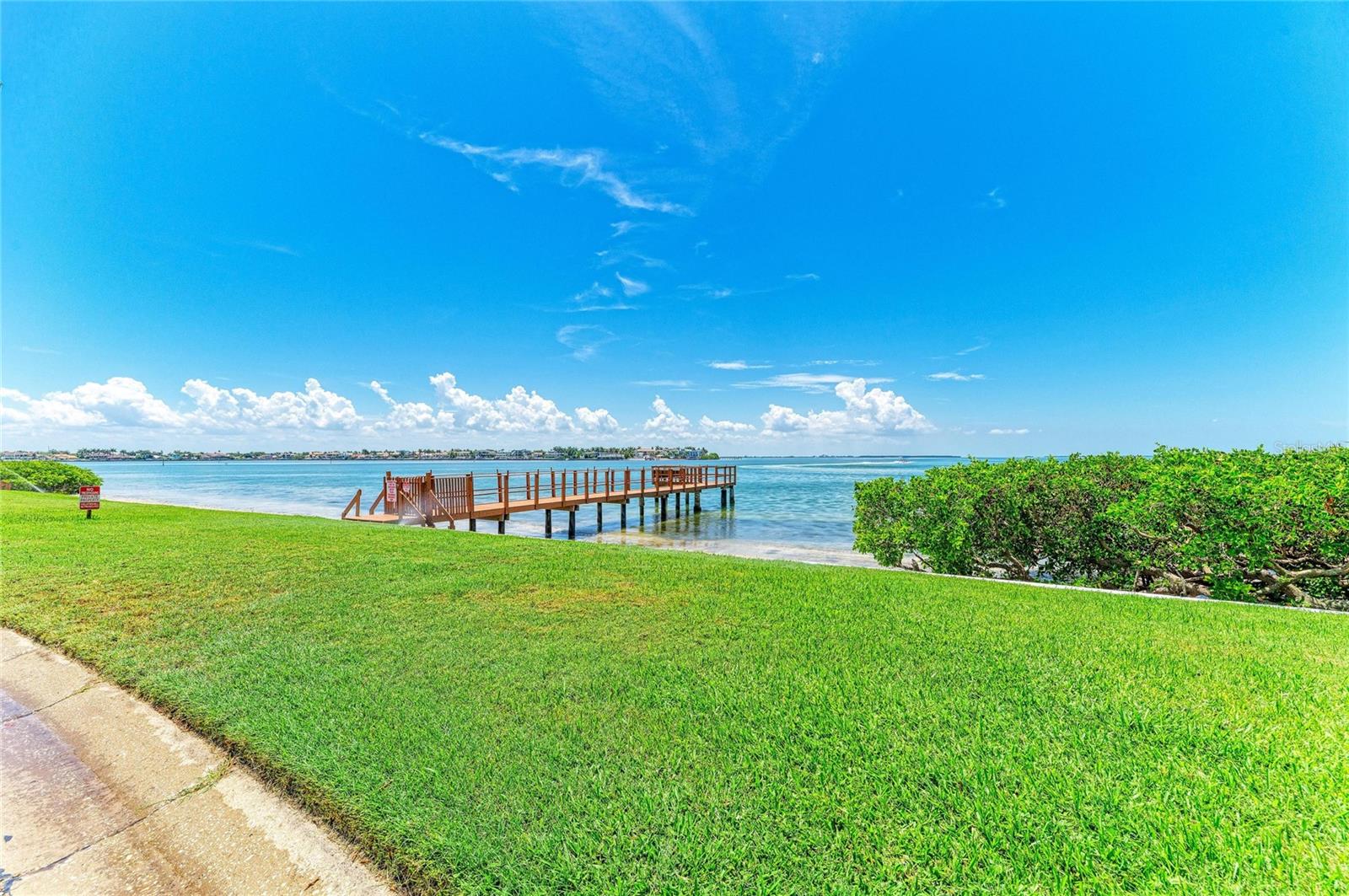 VISTA DE ORA PLAYA ESCONDIDA - Residential