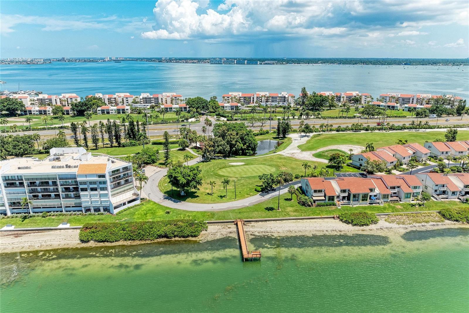 VISTA DE ORA PLAYA ESCONDIDA - Residential