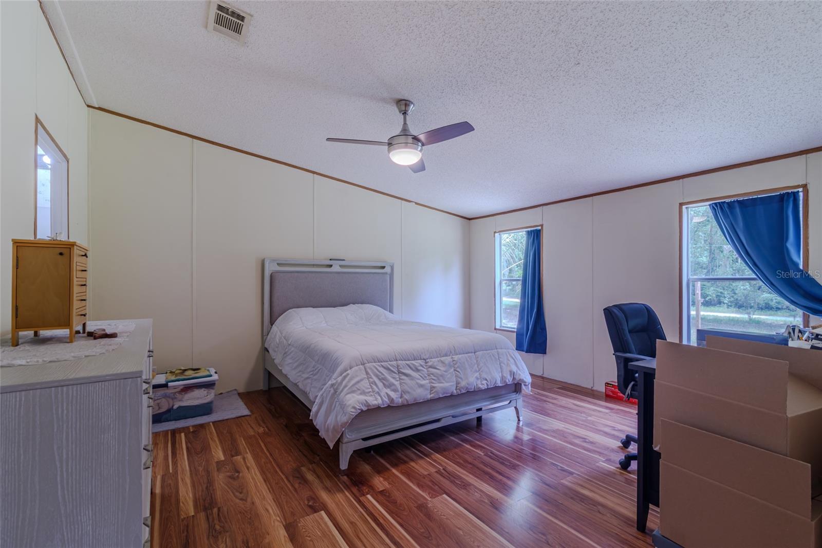 GIF CLARK GRANT - Residential