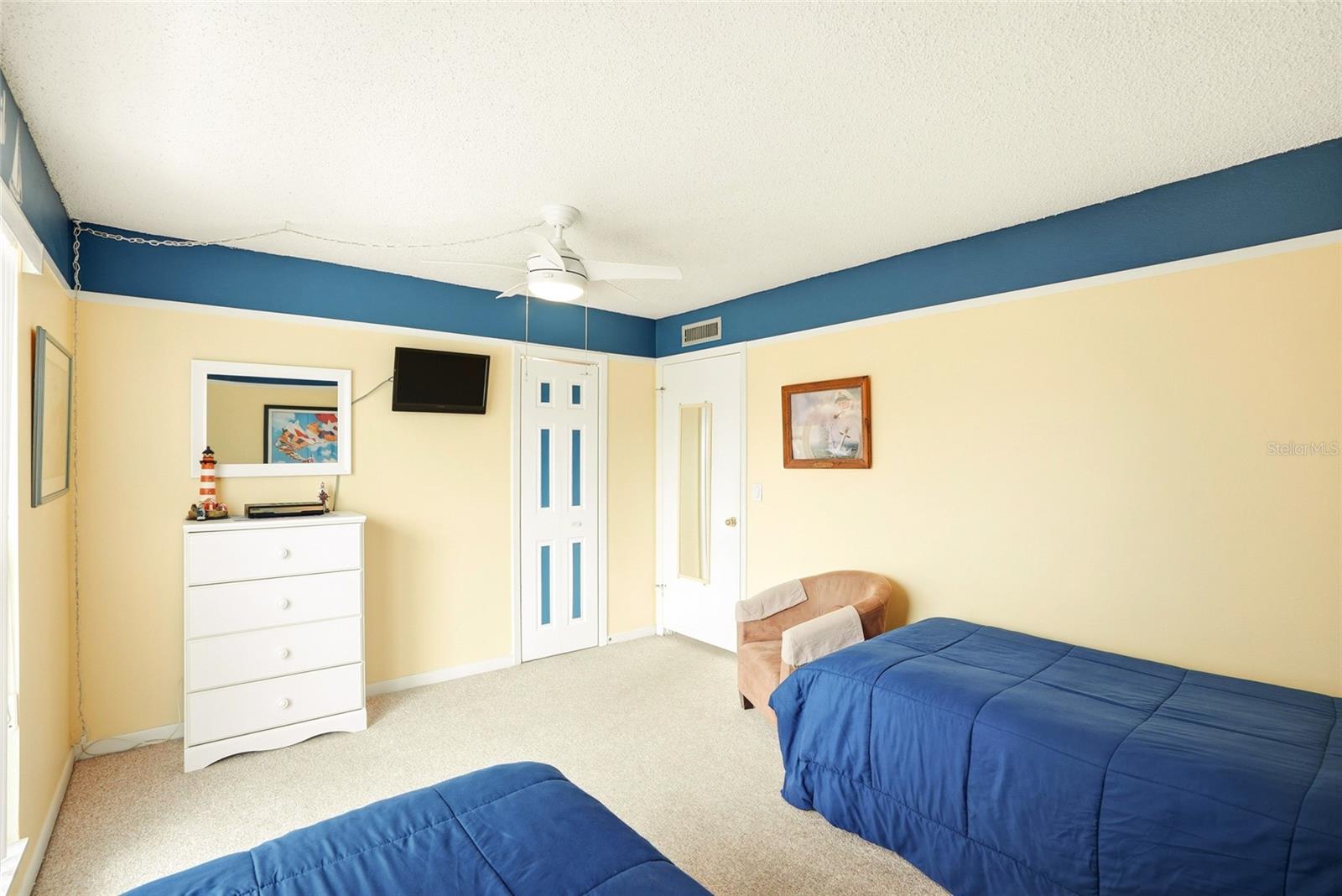 MADEIRA BEACH YACHT CLUB CONDO - Residential