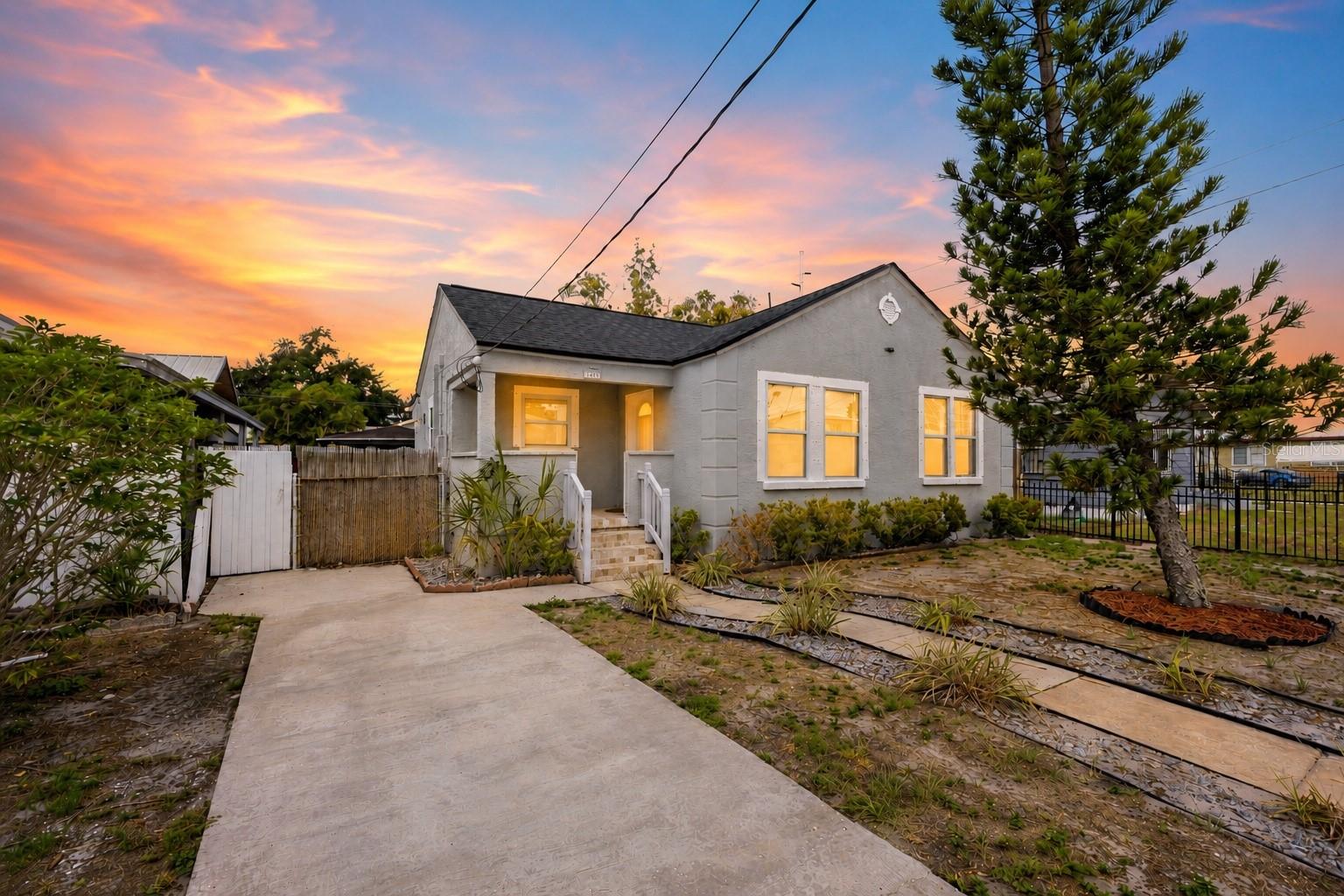 EAST TAMPA BLOCKS 1 TO 40 - Residential