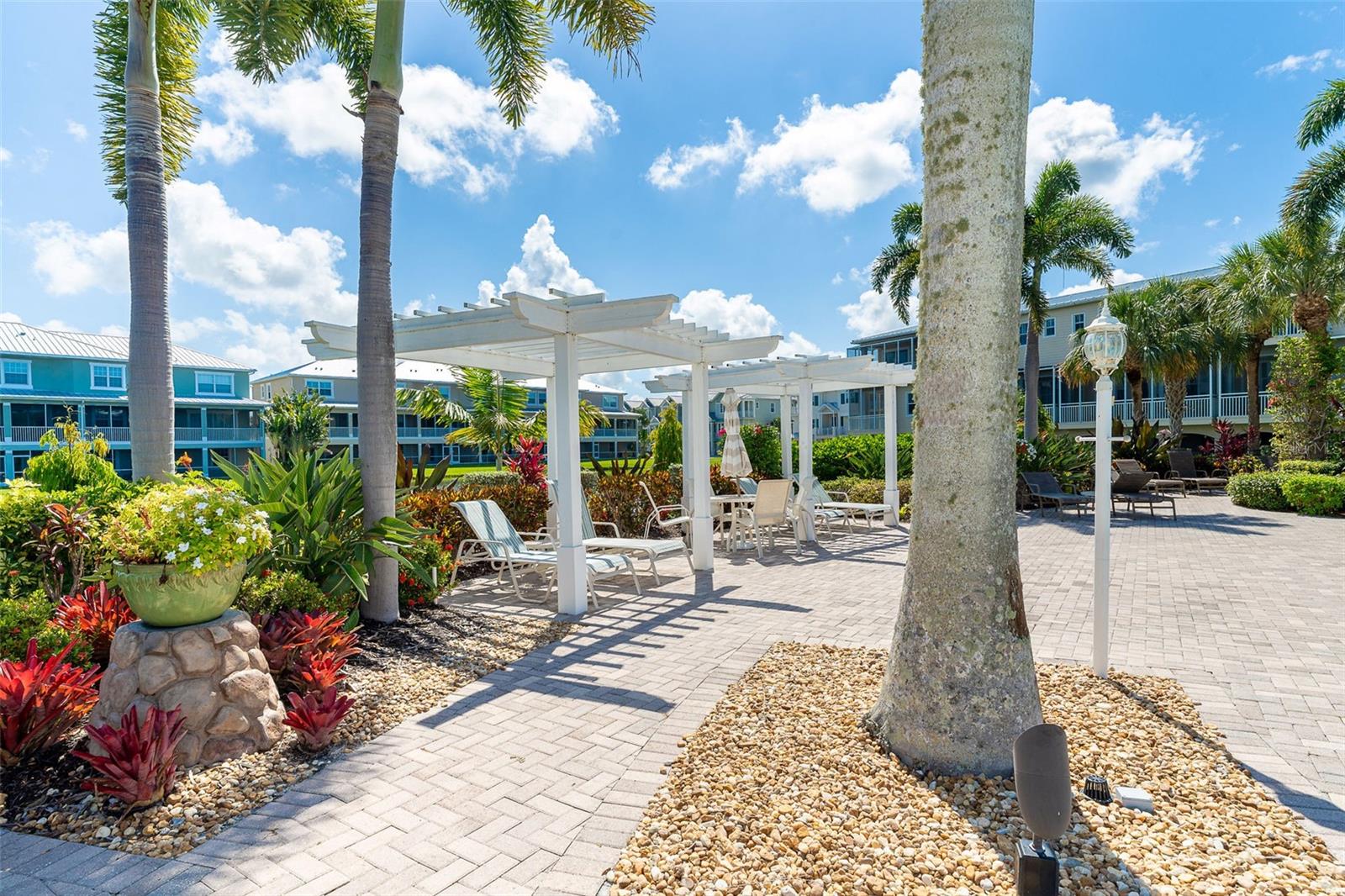 LANDINGS CORAL CRK - Residential