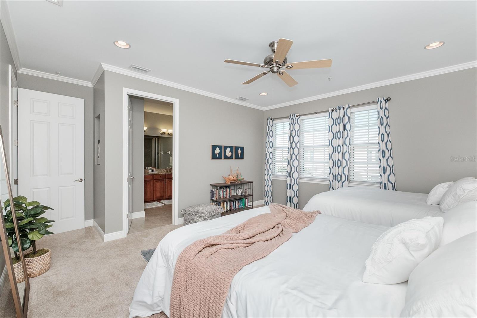 LANDINGS CORAL CRK - Residential