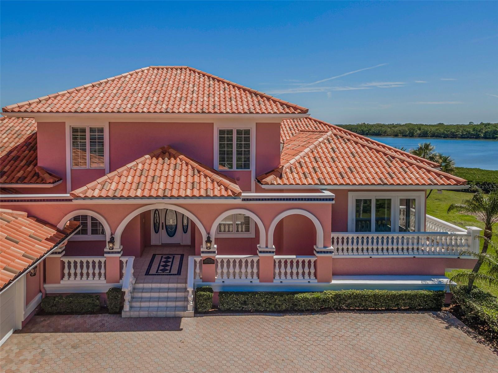 BRAESIDE PLACE - Residential