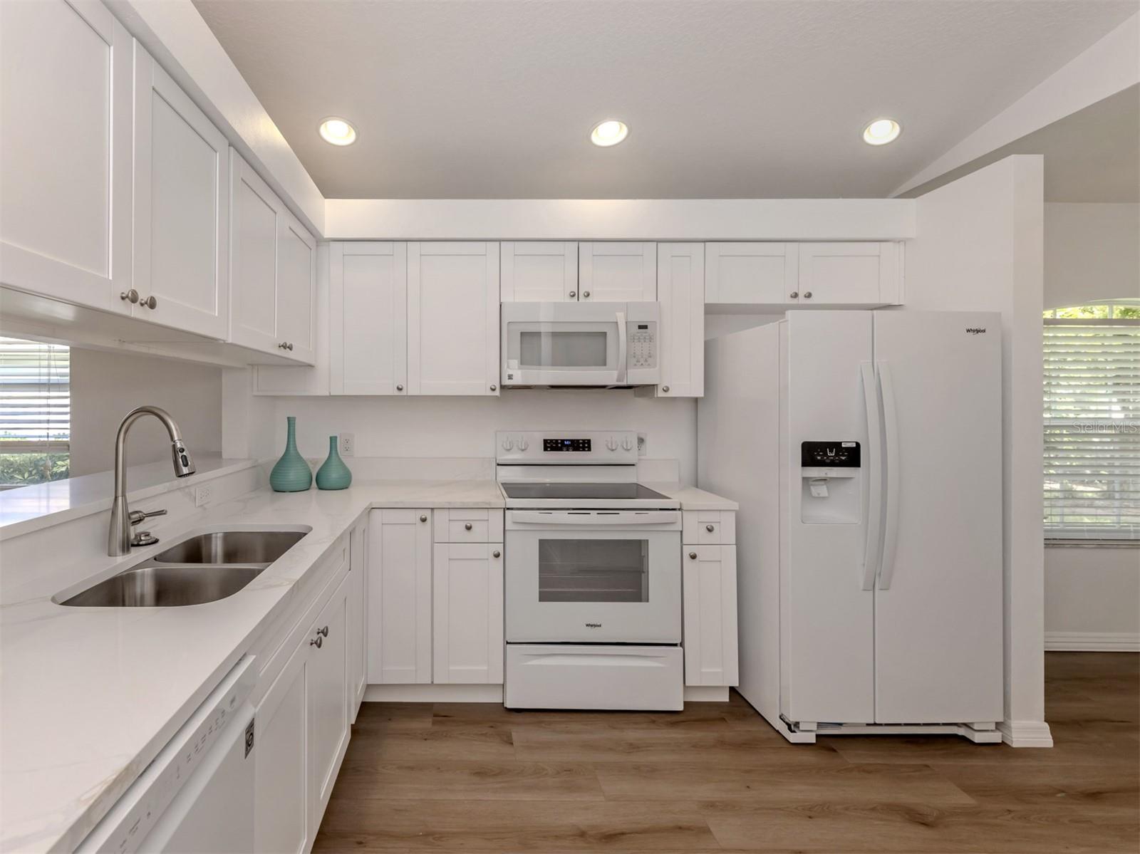 ASHLEY OAKS - Residential