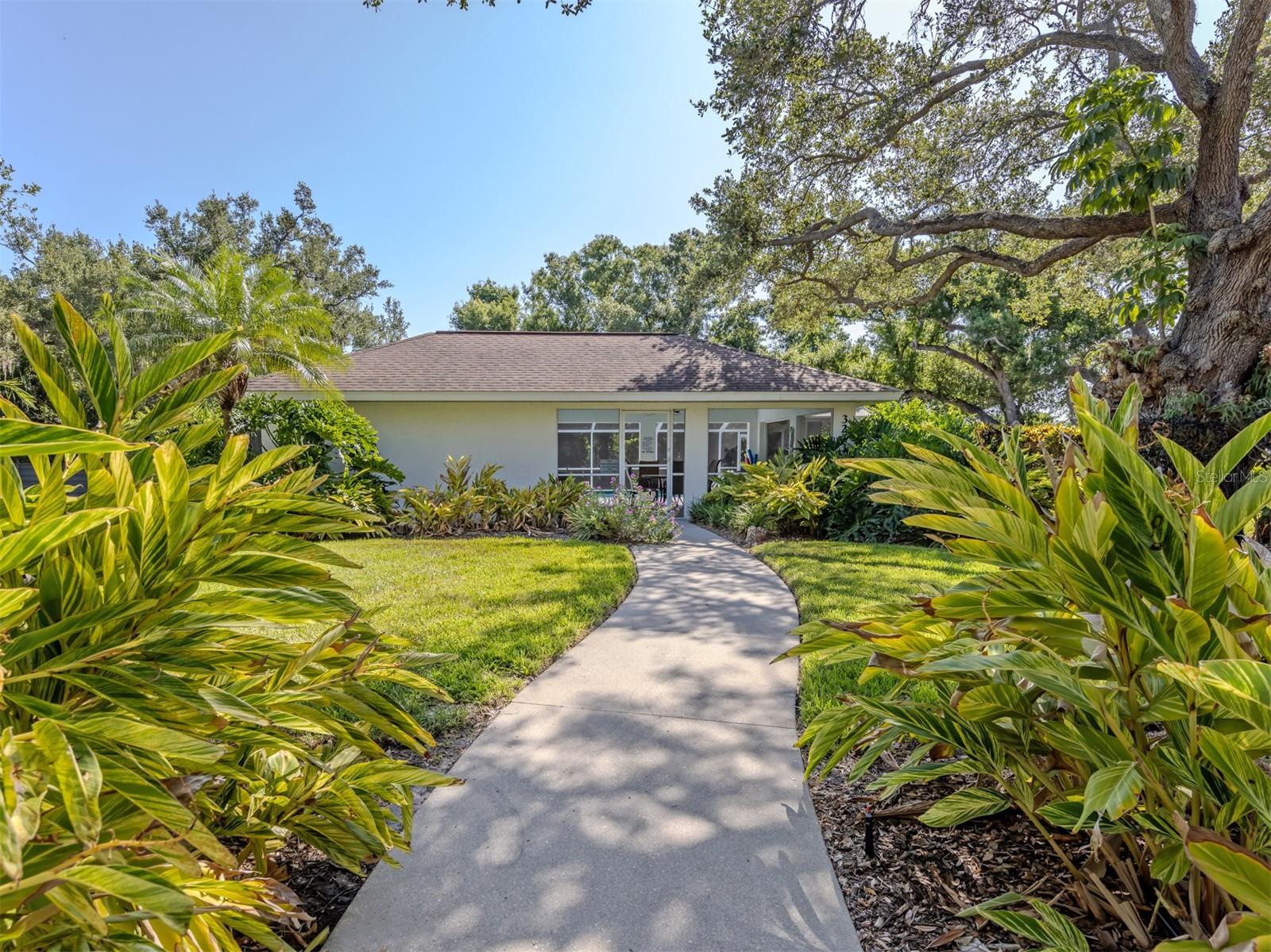 ASHLEY OAKS - Residential