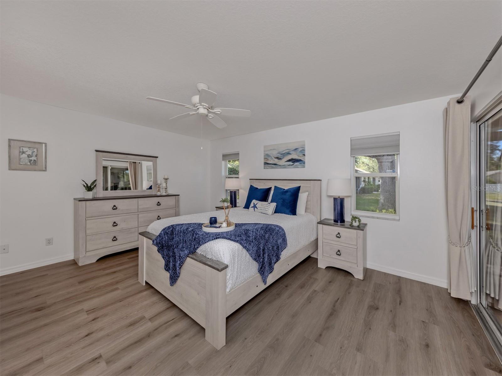 ASHLEY OAKS - Residential