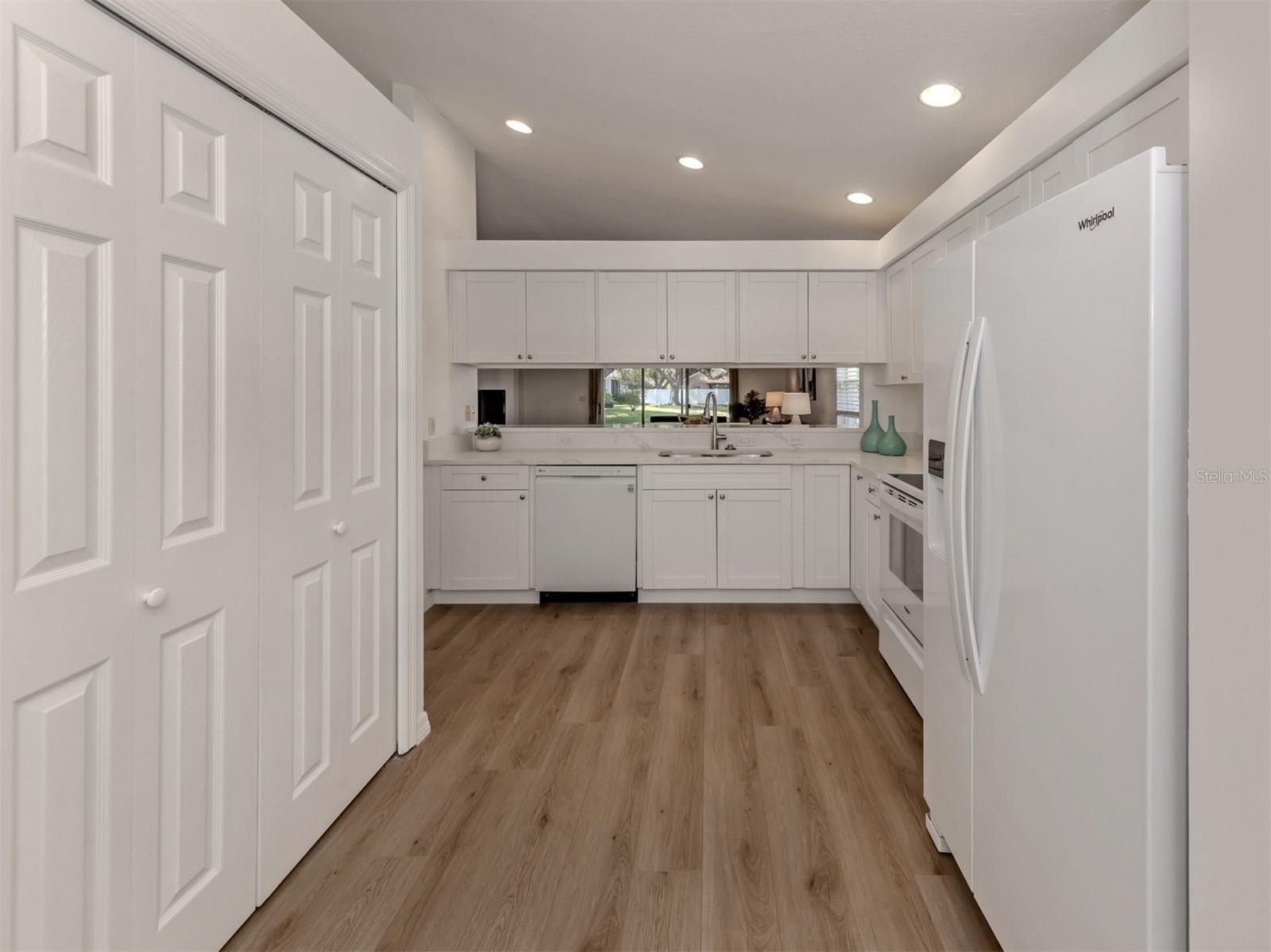 ASHLEY OAKS - Residential