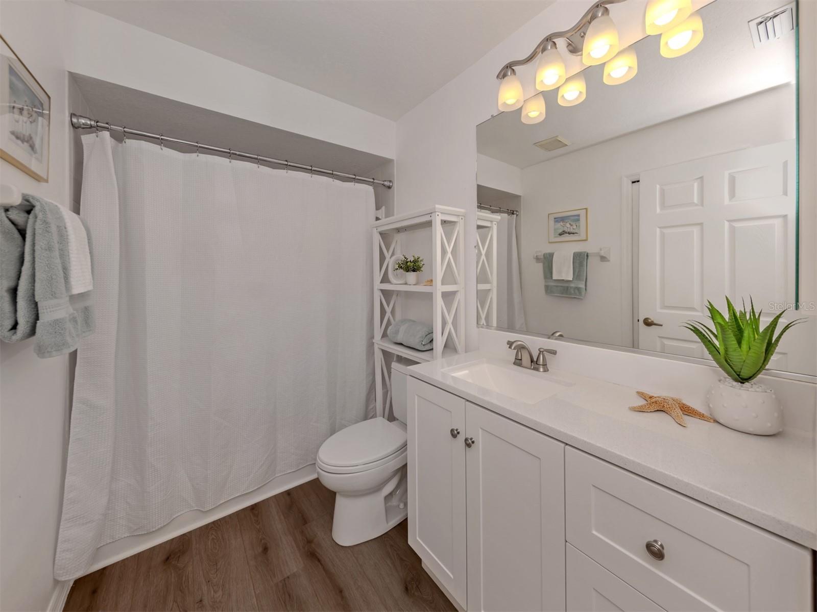 ASHLEY OAKS - Residential
