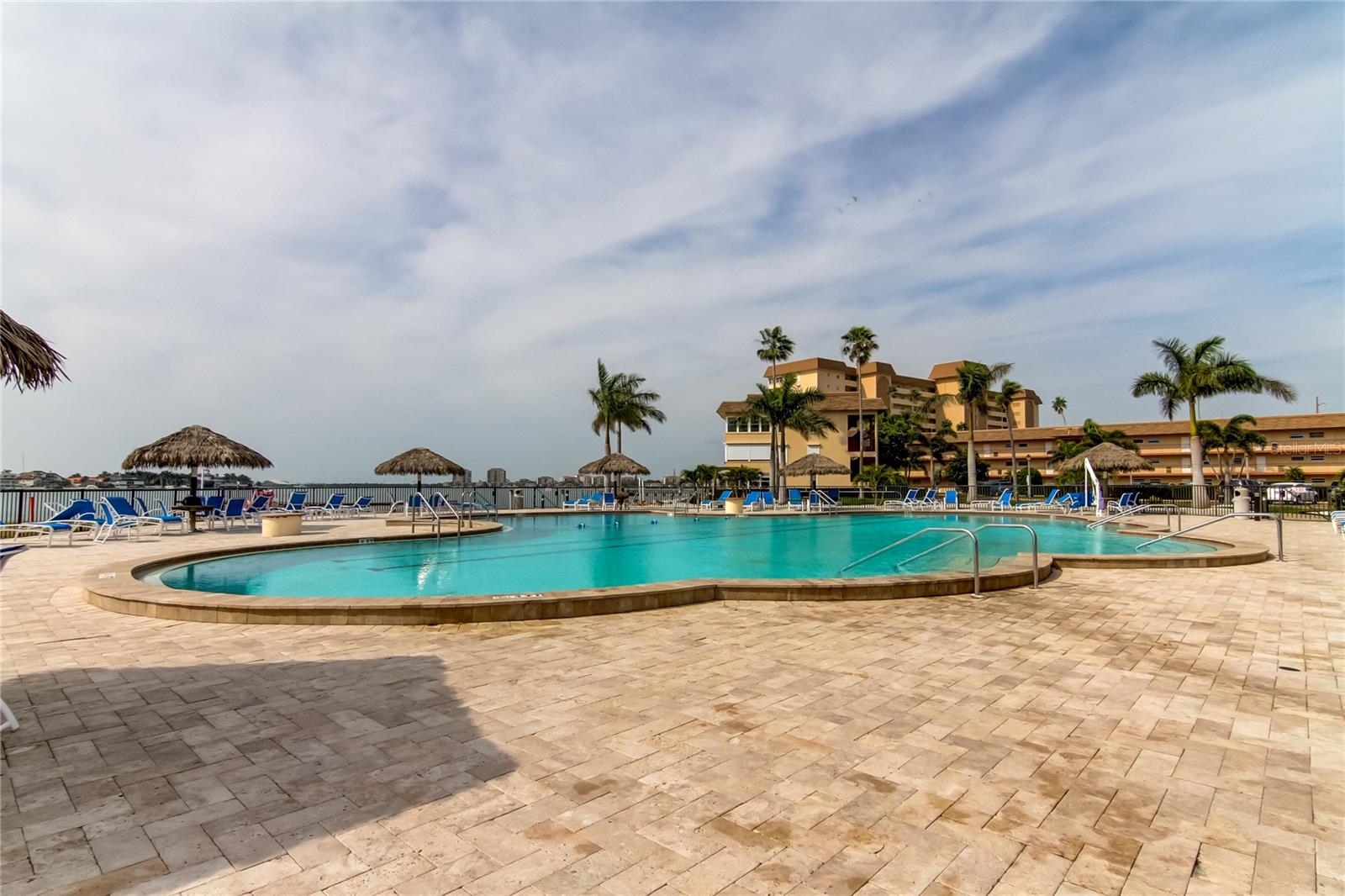 BAYWAY ISLES POINT BRITTANY FOUR - Residential