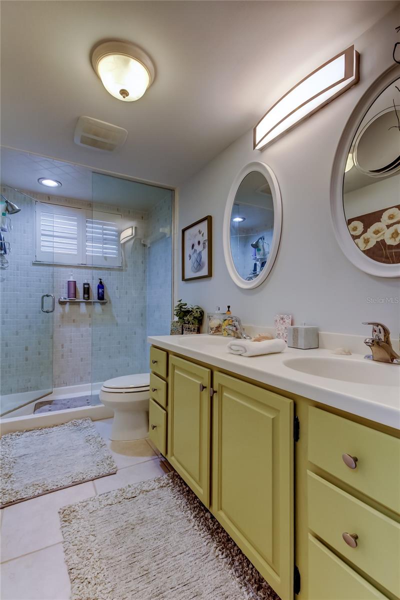 BAYWAY ISLES POINT BRITTANY FOUR - Residential