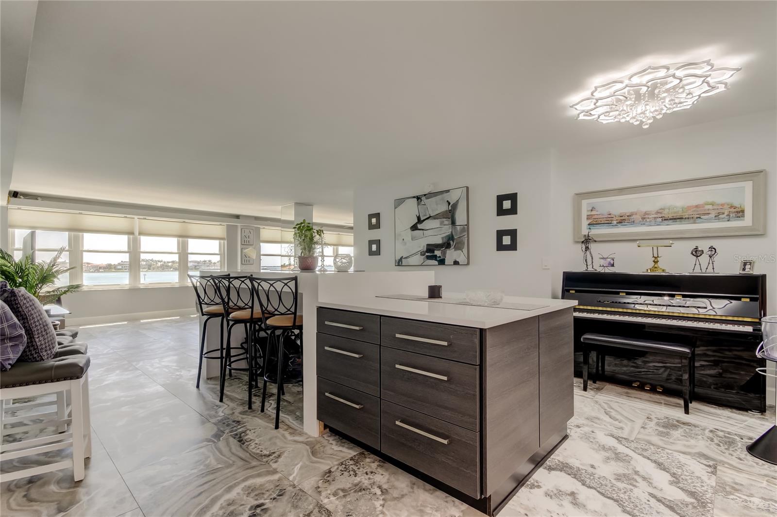 BAYWAY ISLES POINT BRITTANY FOUR - Residential