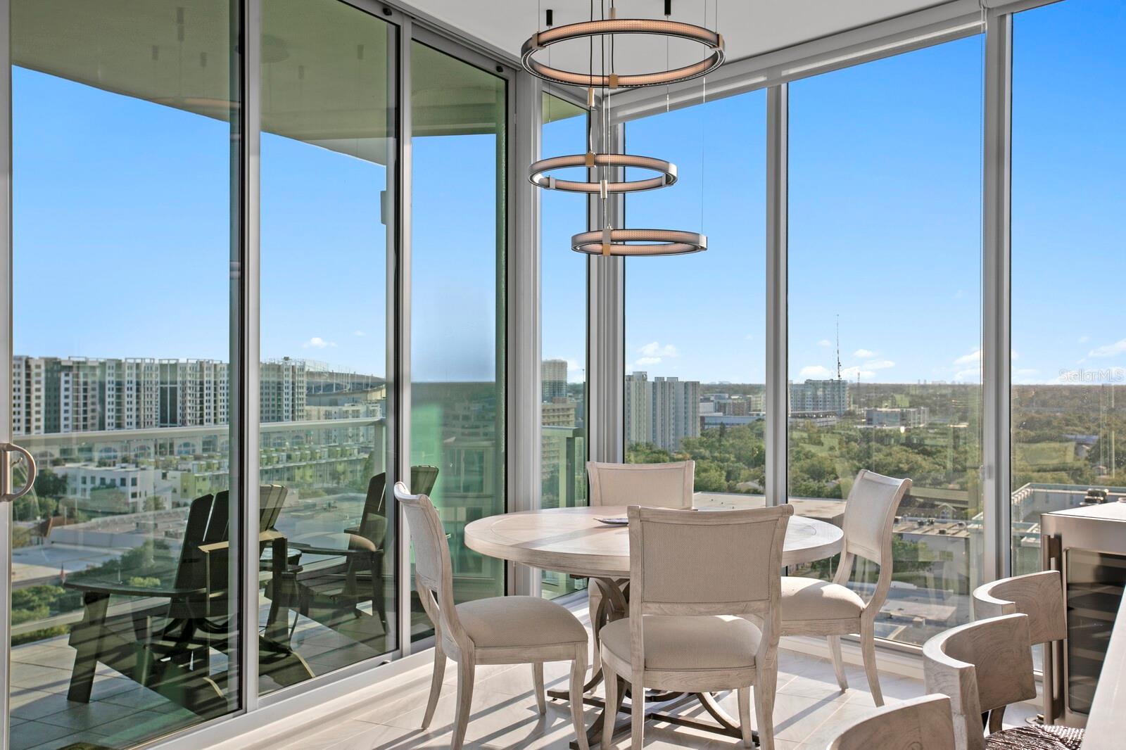 REFLECTION CONDO - Residential