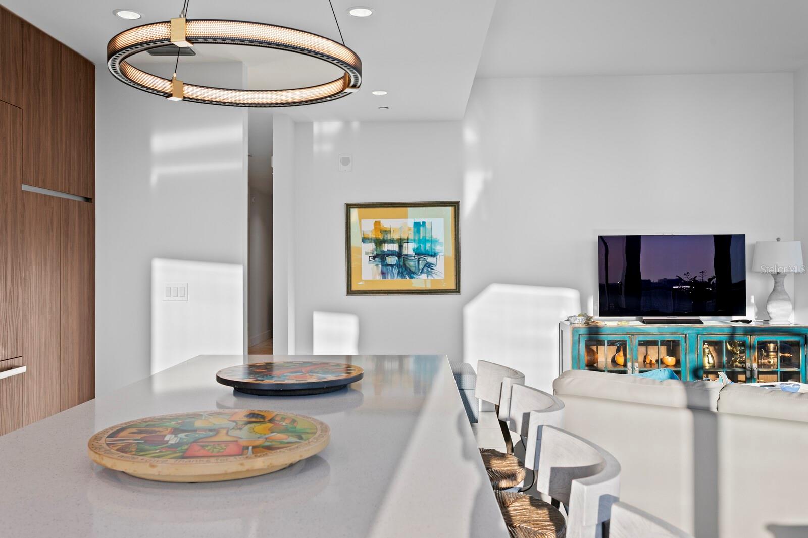 REFLECTION CONDO - Residential
