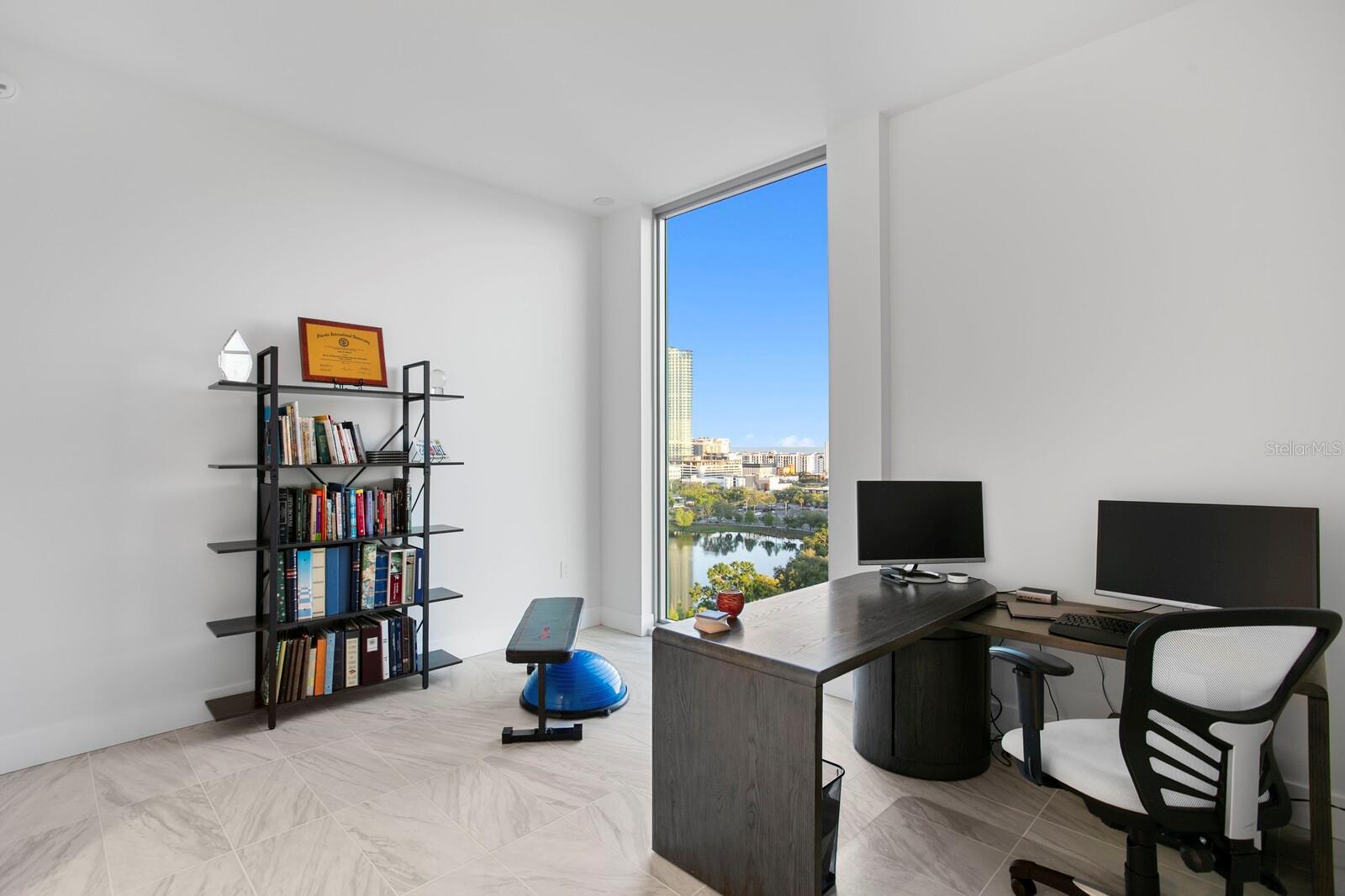 REFLECTION CONDO - Residential