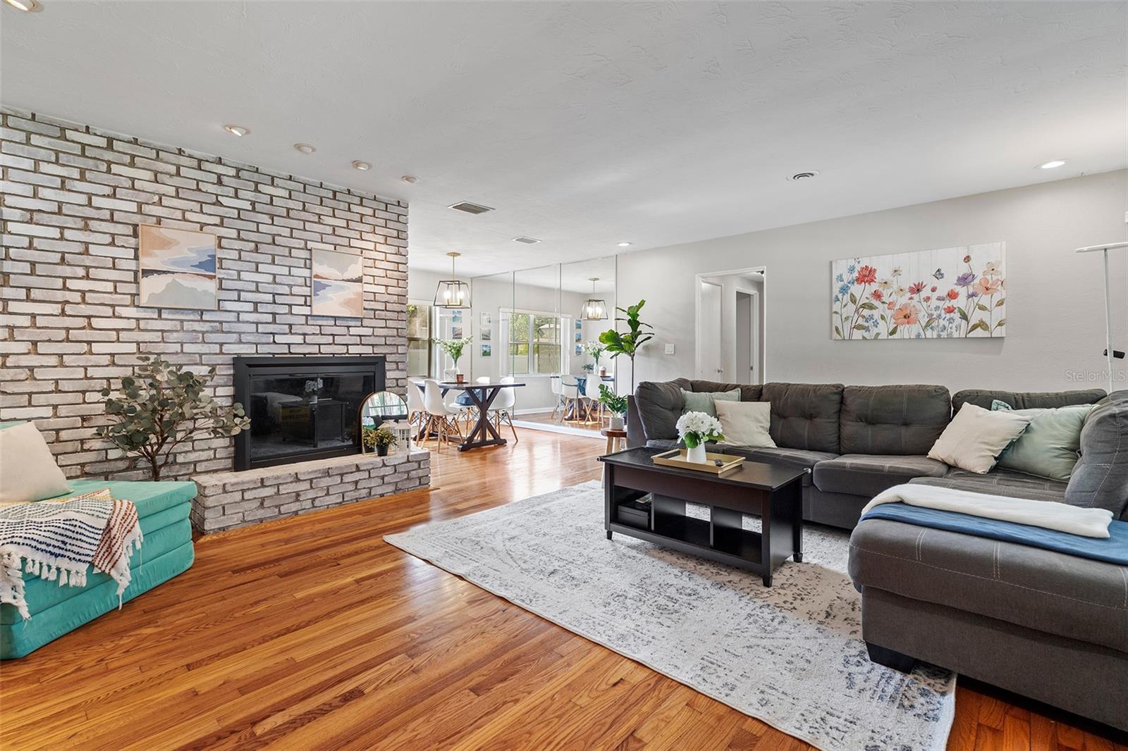 DRUID HILLS ESTATES 1ST ADD - Residential