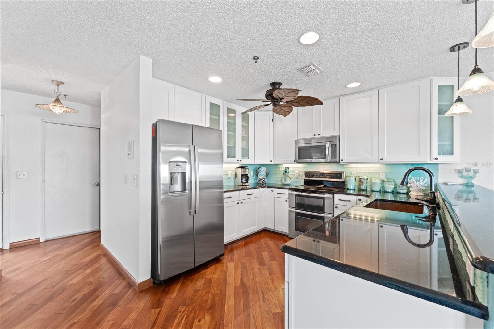 RIVER EDGE ACRES - Residential