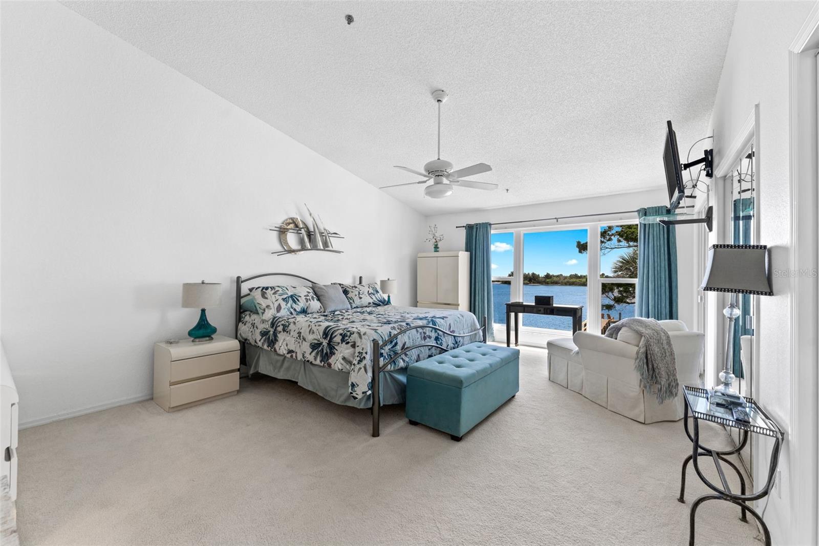 RIVER EDGE ACRES - Residential