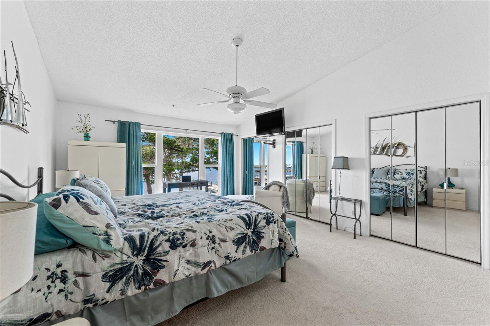 RIVER EDGE ACRES - Residential