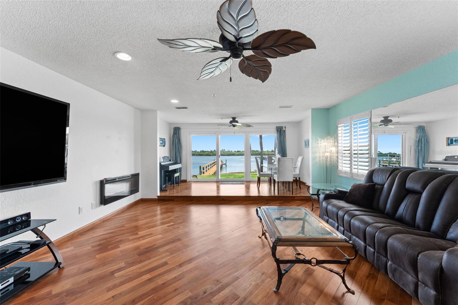 RIVER EDGE ACRES - Residential