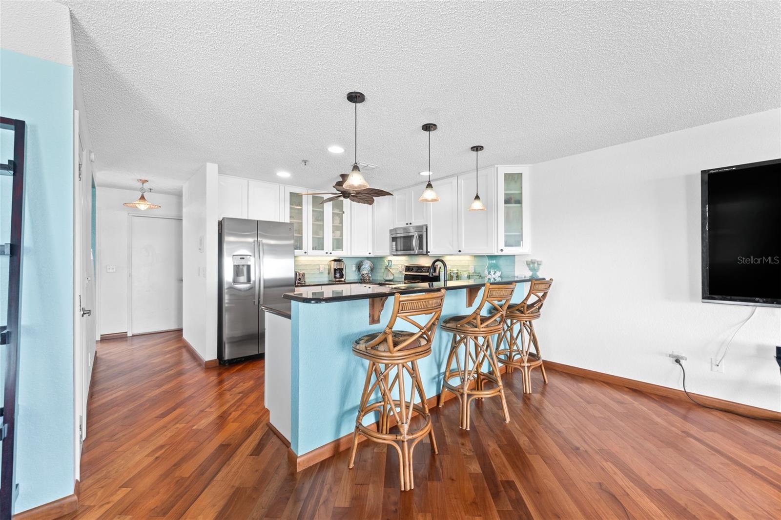 RIVER EDGE ACRES - Residential
